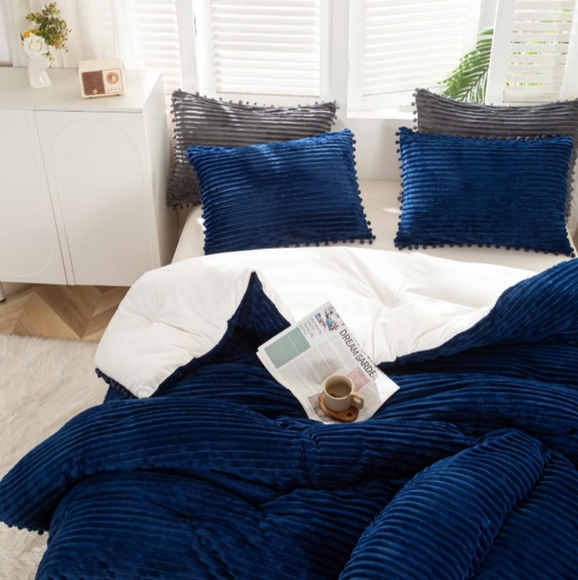 Midnight Blue Soft Velvet Corduroy Stripe Comforter Shams Set Full Size New - Picture 1 of 11